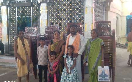 శ్రీ తిమ్మప్ప స్వామి దేవాలయానికి కుర్చీల  వితరణ