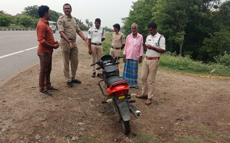 తరచూ ప్రమాదాలకు చెక్ పెడుతున్న జగ్గయ్యపేట ""ట్రాఫిక్ ఎస్ఐ శ్రీనివాసరావు