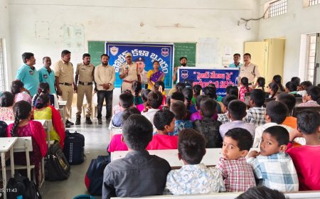 షీ టీమ్స్, సైబర్ నేరాల పై అవగాహన   ఆత్మకూరు పోలీస్ స్టేషన్  