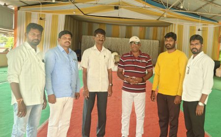 అధిక ఫీజులు వసూలు చేసే ప్రైవేట్ పాఠశాలల మాయలో పడకండి జె ఏ సి