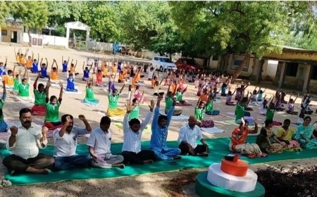 ఏపూరు ఉన్నత పాఠశాలలో ఘనంగా నిర్వహించిన అంతర్జాతీయ యోగా దినోత్సవం