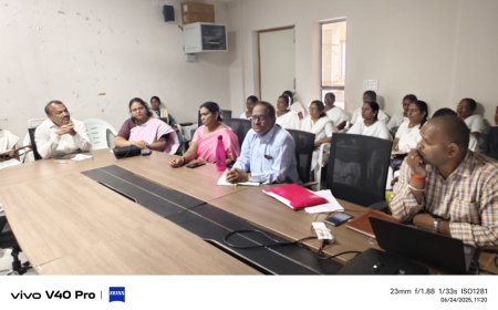 ఆయుష్మాన్ ఆరోగ్య మందిర్ ల యందు MLHP వైద్య సిబ్బది ప్రతి ఒక్కరు సమయపాలన పాటించాలి :- డి యం హెచ్ ఓ డాక్టర్ SK సిద్దప్ప