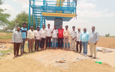 అంబేద్కర్ విగ్రహం చుట్టూ బునాది ధ్వంసం చేసిన వారిని వెంటనే శిక్షించాలి