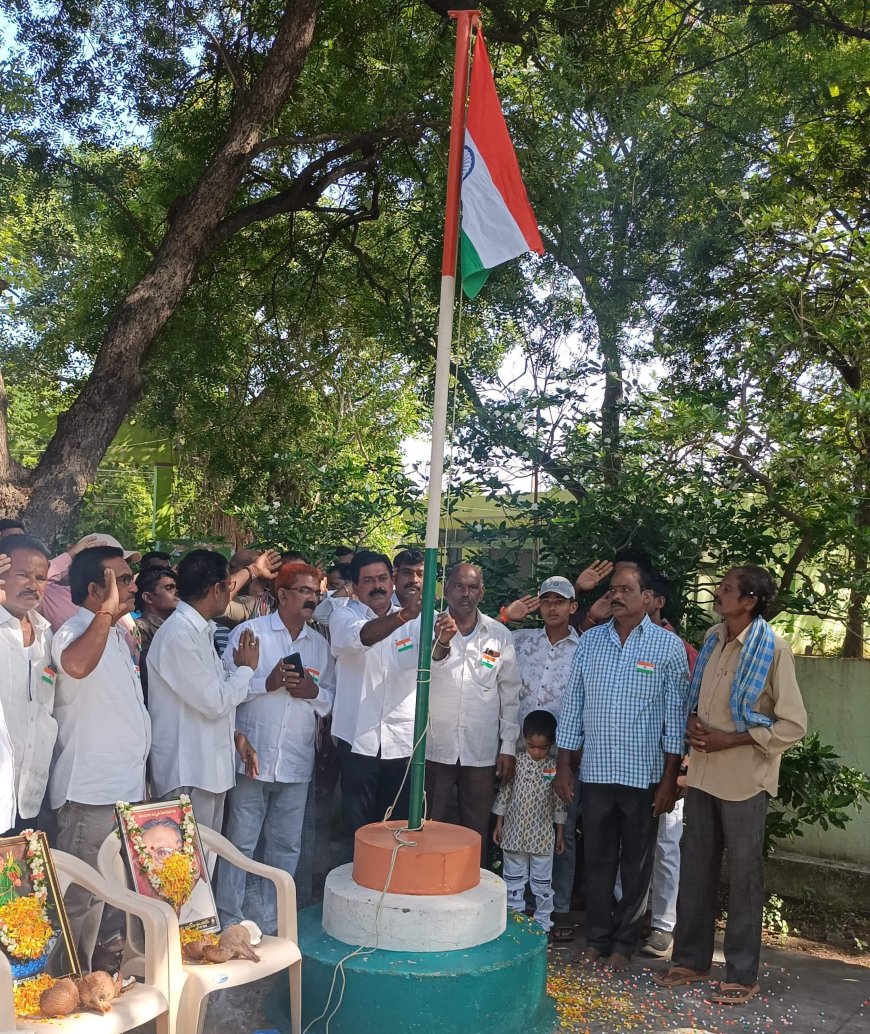నేలకొండపల్లి లో రాష్ట్ర ఆవిర్భావ దినోత్సవం సందర్భంగా ఘనంగా నిర్వహించారు""మార్కెట్ చైర్మన్ వెన్నుపూసల