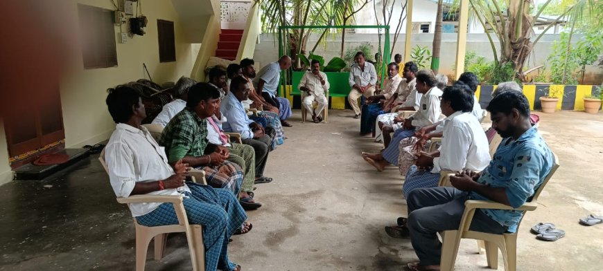 నేలకొండపల్లి సదాశివం గ్రామంలో ముఖ్య కార్యకర్తల సమావేశంలో""వ్యవసాయం మార్కెట్ చైర్మన్ వెన్నుపూసల
