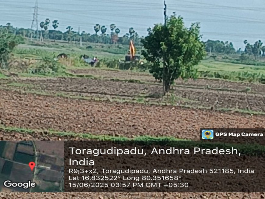 **చెరువు మట్టి అక్రమ రవాణా""నందిగామ మండలం సోమవారం చెరువు*