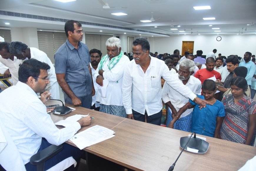 ప్రజావాణికి 67 దరఖాస్తుల స్వీకరణ