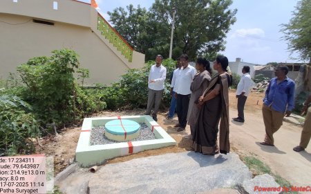 గ్రామంలో ఎస్ బి ఎం స్వచ్చ భారత్ మిషన్ అభివృద్ధి పనుల