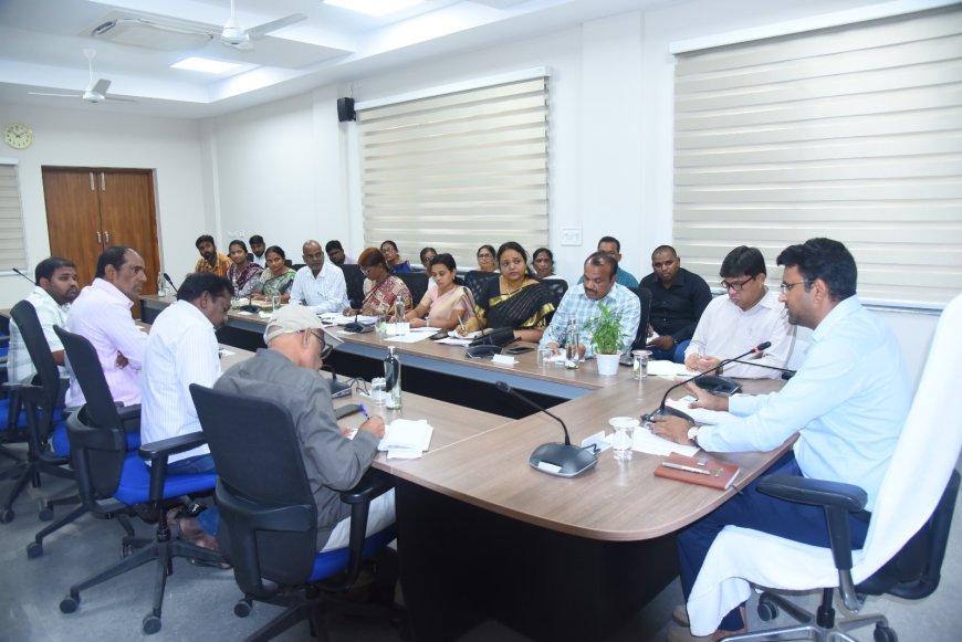 గట్టు ఆస్పరేషన్ బ్లాక్ ప్రోగ్రామ్ పై సమీక్ష సమావేశం కలెక్టర్