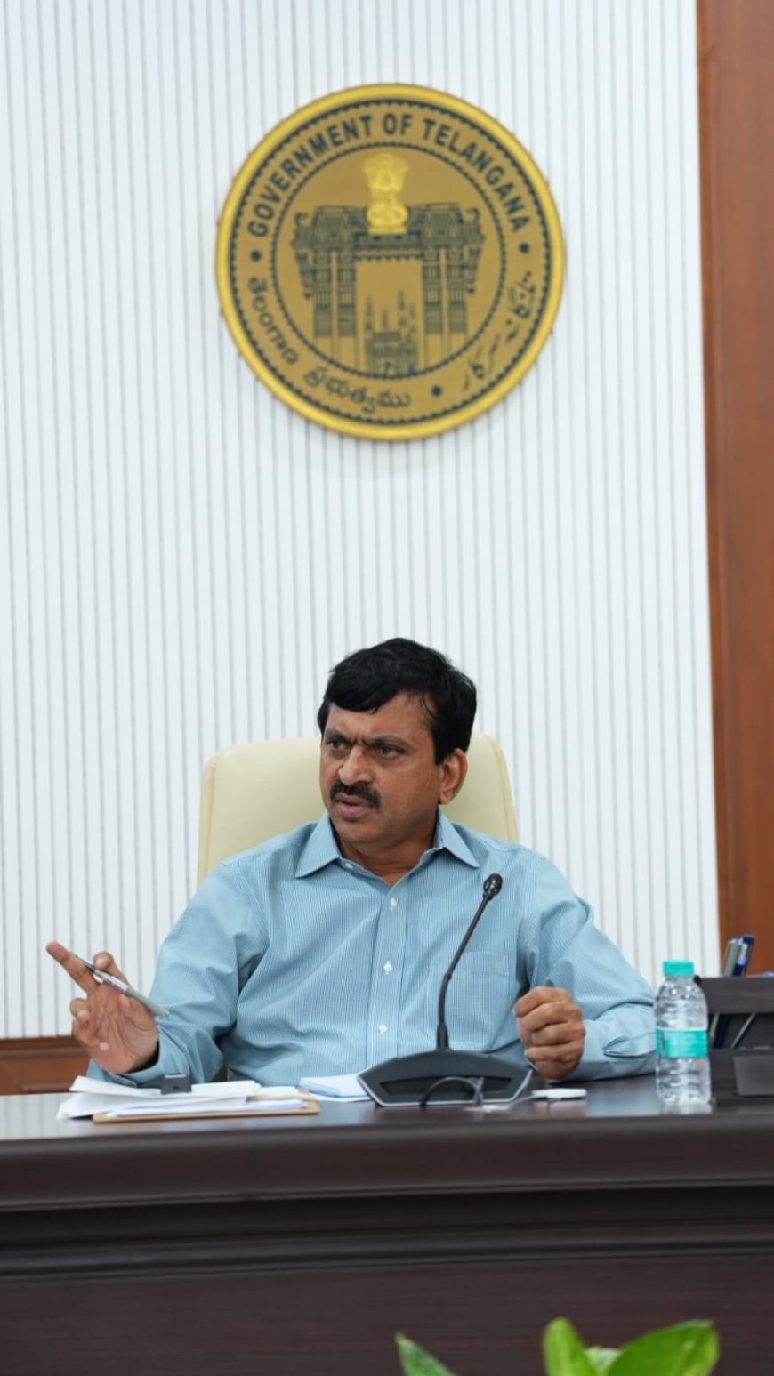 ప్రతి రెవెన్యూ గ్రామానికి గ్రామ పరిపాలనాధికారులు విఆర్వో, విఎవోలకు మరో అవకాశం