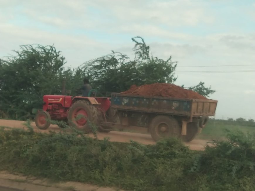 అక్రమంగా మట్టి తరలింపు