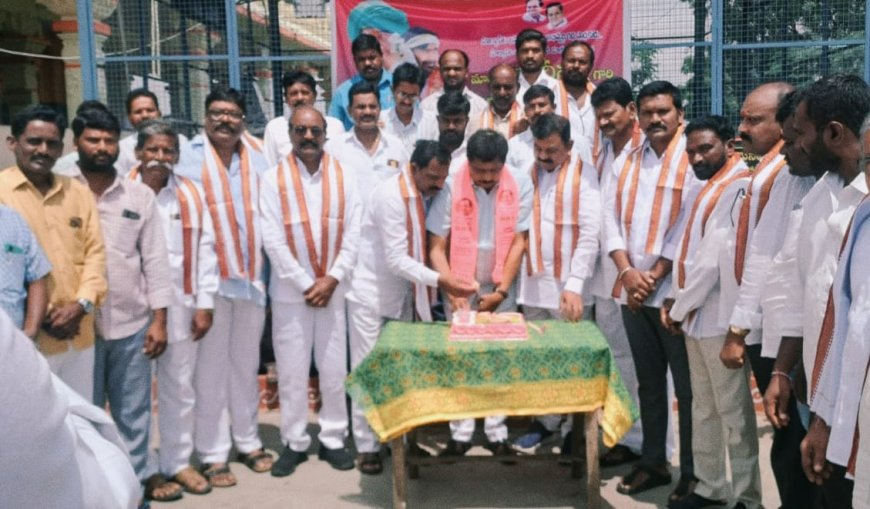 ఘనంగా మాజీ మంత్రి గుంతకండ్ల జగదీష్ రెడ్డి జన్మదిన వేడుకలు