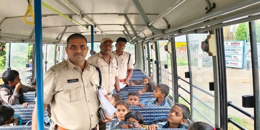 ప్రైవేట్ స్కూల్స్ బస్సులపైన ప్రత్యేక తనిఖీలు చేపట్టిన జోగులాంబ జిల్లా ఆర్టిఏ అధికారులు