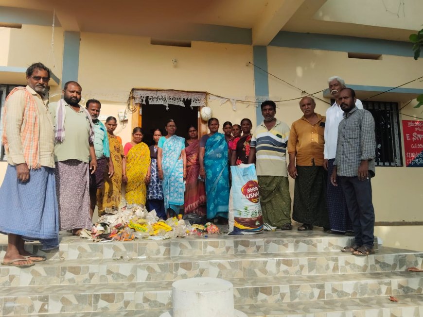 పారిశుద్ధ్య పనులను పట్టించుకోని పంచాయతీ కార్యదర్శి