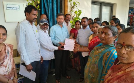 పెండింగ్ లో ఉన్న బిల్లులు వేతనాలు వెంటనే విడుదల చేయండి. సీఐటీయు.