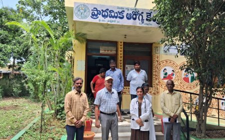 ప్రాథమిక ఆరోగ్య సెంటర్ ను అకస్మాత్తుగా తనిఖీ చేసిన డి ఎం హెచ్ ఓ, పి. చంద్రశేఖర్