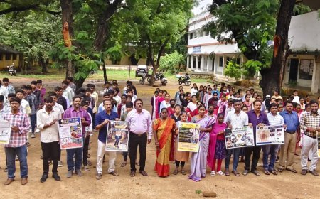 కోదాడలో ఎన్ .ఎస్. ఎస్ విభాగం ఆధ్వర్యంలో"మాదక ద్రవ్యాల నిషేధం పై"మాదక ద్రవ్యాల నిరోధక ప్రతిజ్ఞ"కోదాడ కె ఆర్ ఆర్ ప్రభుత్వ జూనియర్ కళాశాలలో