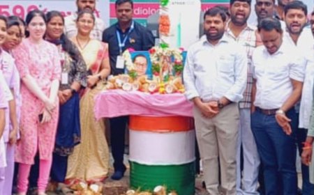 జాతీయ పతాకాన్ని ఎగరవేసిన సుప్రజ హాస్పిటల్  ఎం.డి విజయ్