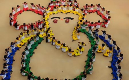 భక్తిశ్రద్ధలతో గణనాథుని వినూత్న ప్రదర్శన