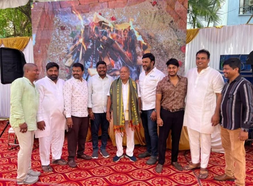 కొత్తపేట మార్గదర్శి కాలనీలో నూతనంగా శ్రీ వేంకటేశ్వర ట్రావెల్స్ & టూర్స్ ప్రారంభించారు.