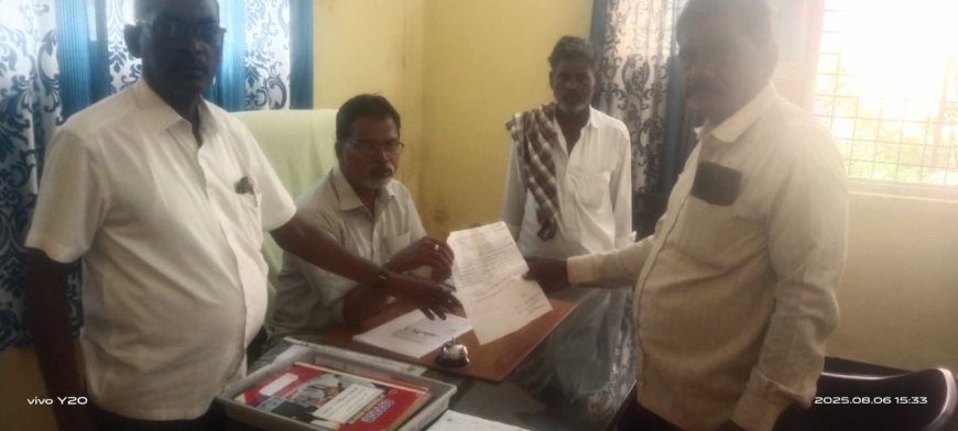 బస్ స్టాండ్ ను కూల్చి వేసిన వారి పై చర్యలు తీసుకోవాలి