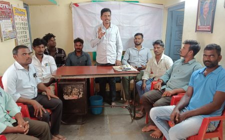 వ్యవసాయ ఆధార పరిశ్రమలు ఏర్పాటు చేయండి.DYFI