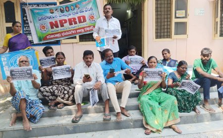 ప్రభుత్వం ఇచ్చిన హామీలను వెంటనే అమలు చేయాలి