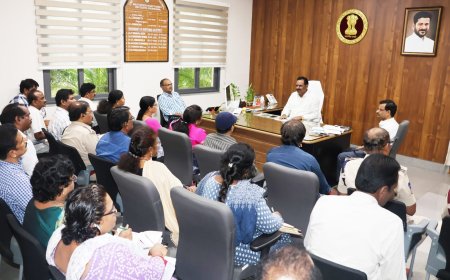 ఆర్టిఐ దరఖాస్తుల సమాచారం ఇవ్వడం అధికారుల బాధ్యత