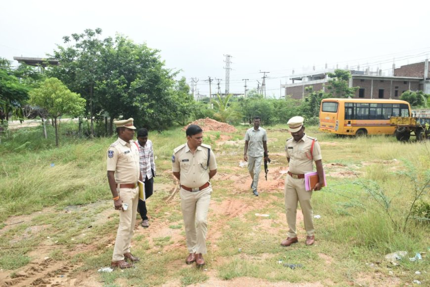 పోలీస్ స్టేషన్ పరిసరాలను నిత్యం పరిశుభ్రంగా ఉంచుకోవాలి