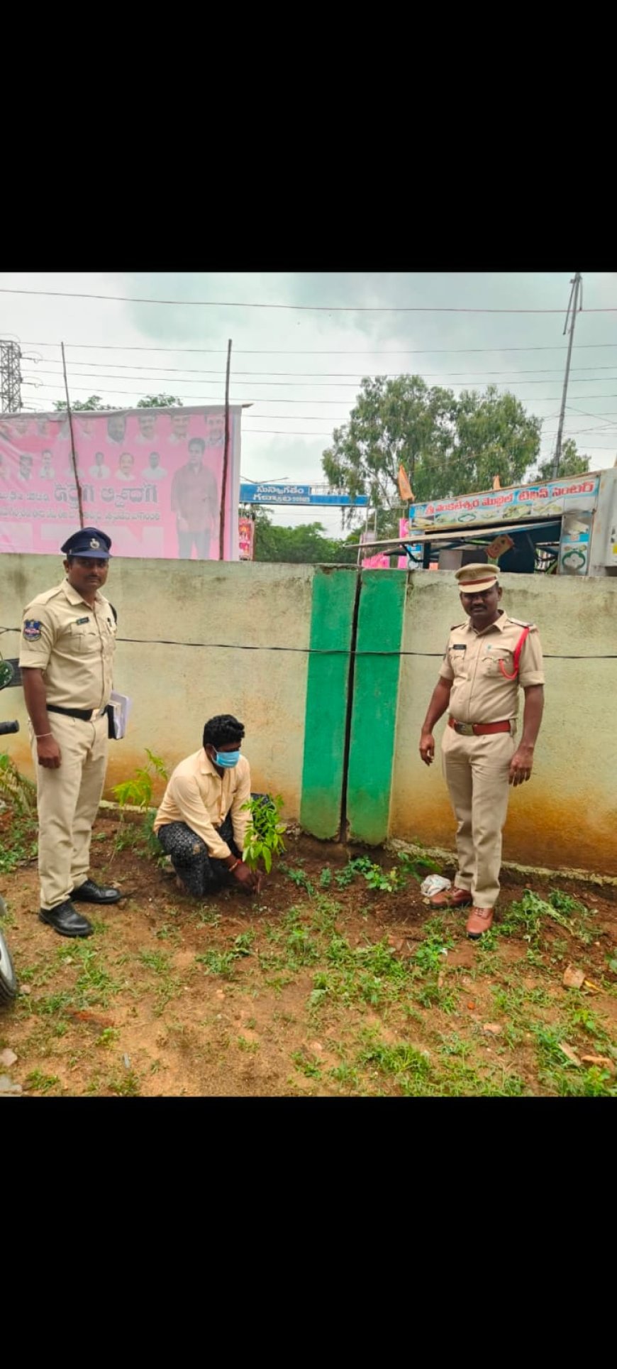 కోర్టు వినూత్న నిర్ణయం: సామాజిక సేవ రూపంలో శిక్ష అమలు