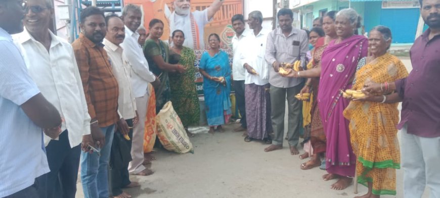 పీఎం నరేంద్ర మోడీ జన్మదిన సందర్భంగా బ్లడ్ డొనేషన్ 