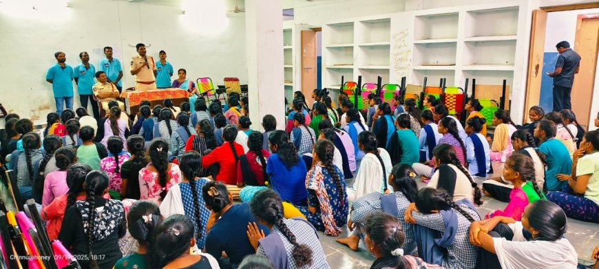 సూర్యాపేట ఒకటవ పట్టణ పోలీస్  బాలికలు ధైర్యంగా ఉండాలి