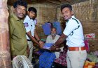 మానవత్వం చాటుకున్న ట్రాఫిక్ ఎస్ఐ బాలచంద్రుడు