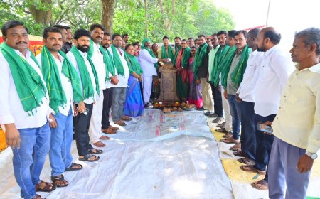 ధాన్యం కొనుగోలు కేంద్రాన్ని ప్రారంభించిన ఎమ్మెల్యే