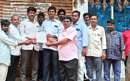 తహశీల్దార్ కార్యాలయంలో వినతి పత్రం అందజేత 