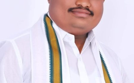 చీకటిని పారద్రోలే వెలుగుల పండుగ దీపావళి..
