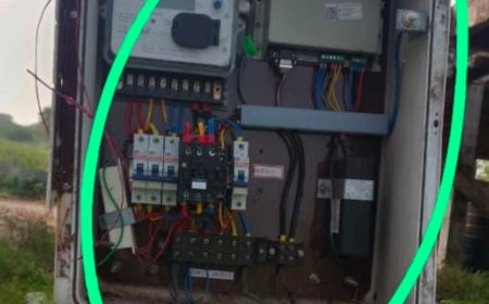 ప్రమాదకరంగా ఉన్న విద్యుత్ స్తంభంకి విద్యుత్ బాక్స్