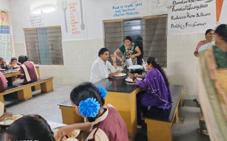 గురుకుల పాఠశాలను ఆకస్మిక తనిఖీ చేసిన ఎమ్మార్వో శేషగిరిరావు