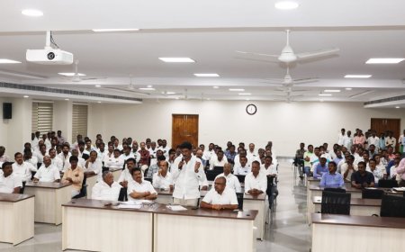 విత్తన పత్తి రైతులకు ఇబ్బందులు లేకుండా కంపెనీలు సహకరించాలి .