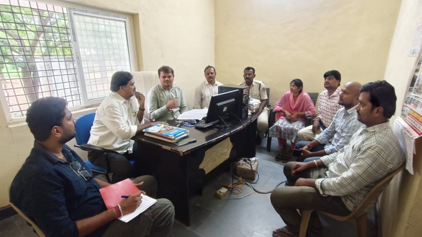 ఎంపీడీవో కార్యాలయంలో ఎన్నికల ప్రవర్తన నియమావళి