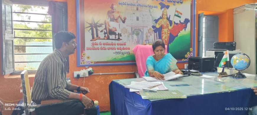 మల్దకల్ జిల్లా పరిషత్ ఉన్నత పాఠశాల ను ఆకస్మిక తనిఖీ. డీఈవో విజయలక్ష్మి