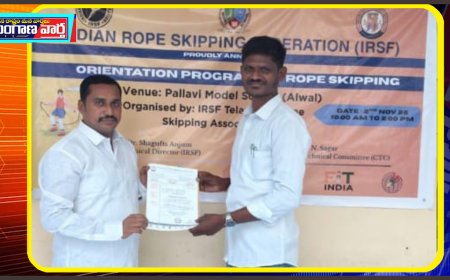 చదువుతోపాటు క్రీడల్లో రాణించాలి