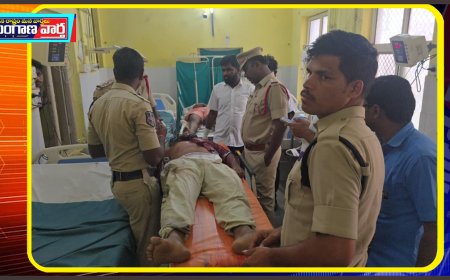 గద్వాలలో ఘోర రోడ్డు ప్రమాదం: ఇద్దరు మృతి