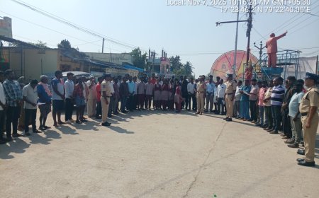 అంబేద్కర్ చౌరస్తా వద్ద 150వ జాతీయ గీతం వేడుకలు ఎస్సై వెంకట్ రెడ్డి