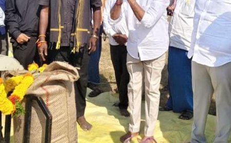 ఐకెపి మహిళ సంఘాల ఆధ్వర్యంలో వడ్లు కొనుగోలు కేంద్రాన్ని ప్రారంభించిన