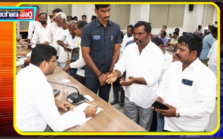 ప్రజావాణికి 106 ఫిర్యాదులు 