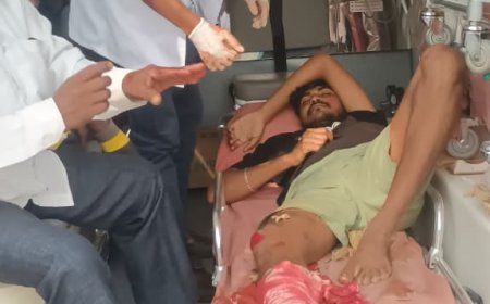 రెండు ద్విచక్ర వాహనాలు 'డీ' యువకునికి తీవ్ర గాయాలు