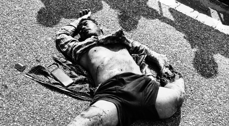 ఘోర రోడ్డు ప్రమాదం .. స్పాట్ డెడ్