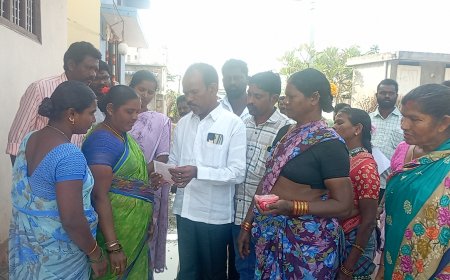 ఆశీర్వదించండి గ్రామాన్ని అభివృద్ధి చేస్తా కొమ్ము సోమన్న