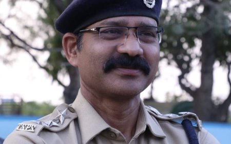 తాత్కాలిక ఆనందం కోసం భవిష్యత్తు నాశనం చేసుకోవద్దు""ఖమ్మం రూరల్ ఏసిపి తిరుపతిరెడ్డి